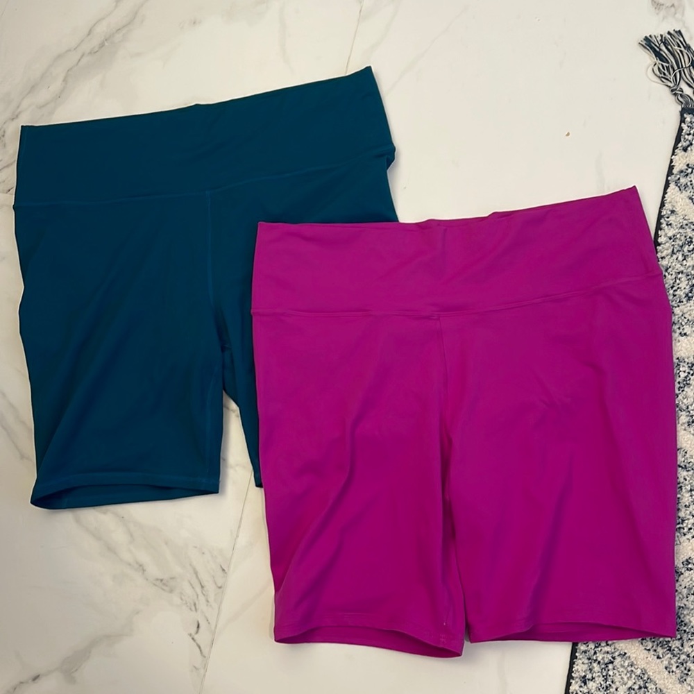 Fabletics 8” biker shorts